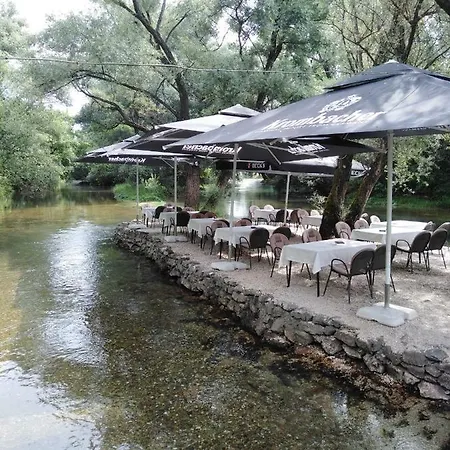 Pensión Sunn Buna